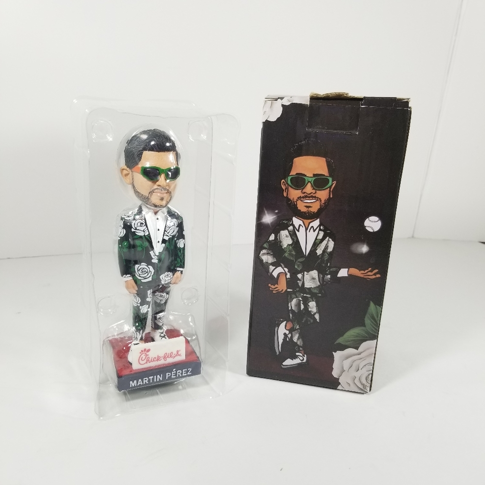 TX Rangers Martin Perez Bobblehead Floral Tuxedo Game Giveaway Chickfila